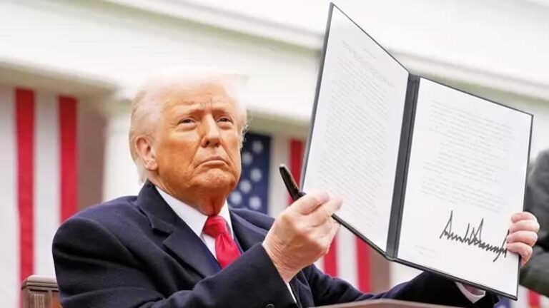 trump-ulkelere-tarife-mektuplari-gondermeye-yarin-baslayabileceklerini-soyledi-54ihqjLd.jpg