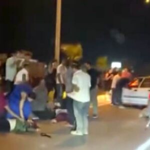 anne kiz yolun karisina gecmeye calisti ortalik savas alanina dondu uQtIxGcN