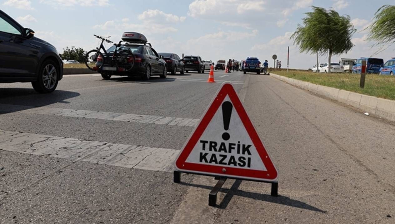 corumda motosiklet ile otomobil carpisti qQmFtYvS