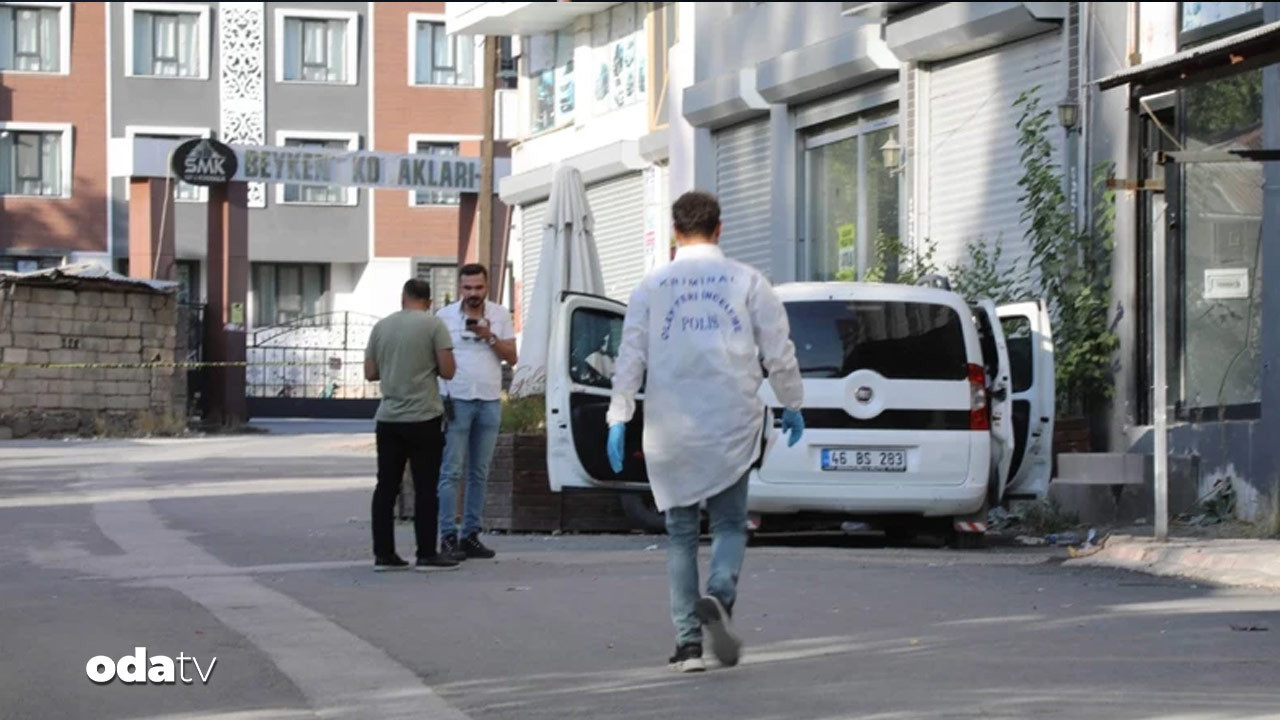 iki kardese kanli pusu uBVktW62