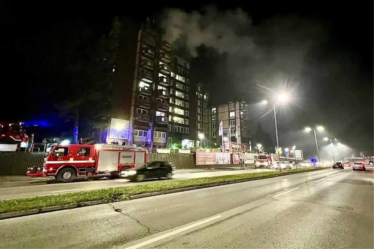 bosna hersekte huzurevinde yangin 9 olu 20 yarali cGWYGOgH.jpg