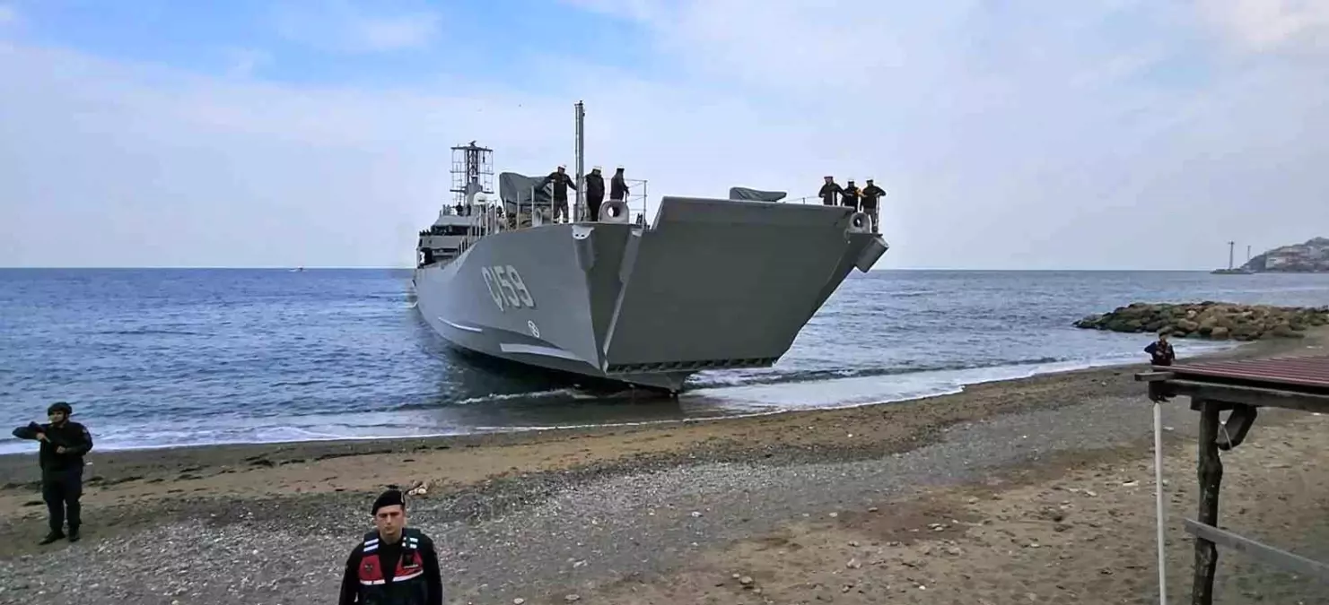 yeni tip cikarma gemisi c 159un testleri yalovada yapildi Z2PfhyEA.jpg