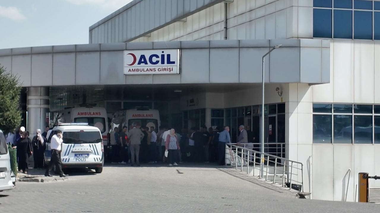 Bingolde iki aile arasinda tasli sopali ve silahli kavga yaralilar var 2lWggLKh