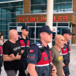 Evinde uyusturucu duzenegi bulunan yonetmen ezel akay ve kardesi adliyeye sevk edildi IYJxDFv6
