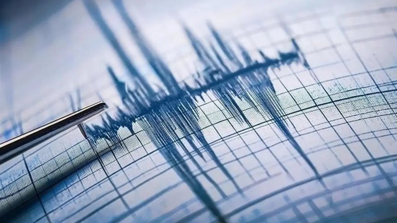 Son dakika deprem afad duyurdu ege denizinde deprem 9leN5vw5